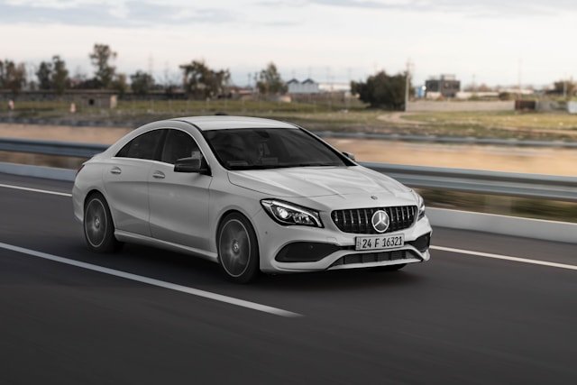 mercedes is een hoger auto segment
